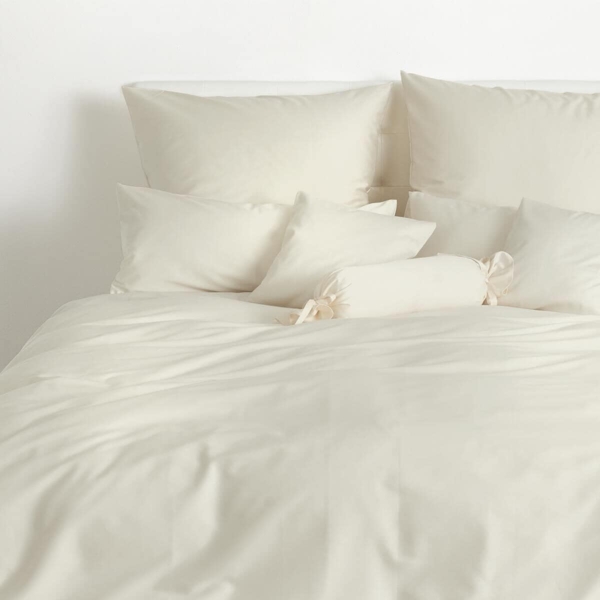 Traumschlaf Uni Mako-Satin Bettwäsche|135x200 cm + 80x80 cm| ecruTraumschlaf Uni Mako-Satin Bettwäsche Bild 2