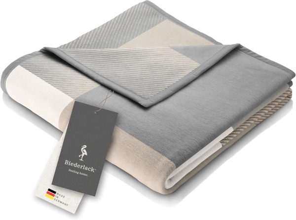 Wohndecke Across beige, karierte Kuscheldecke in 150x200, Decke aus Baumwoll-Mix, Biederlack, Made in Germany