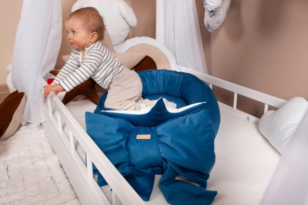 Kuschelnest Babynest Babynestchen Nestchen Reisebett Wickelauflage mit Schleife (Farbe: braun) Bild 9