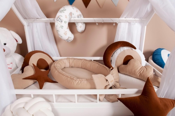 Kuschelnest Babynest Babynestchen Nestchen Reisebett Wickelauflage mit Schleife (Farbe: braun) Bild 6