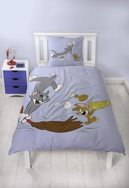 Tom und Jerry Kinderbettwäsche Set 135x200 80x80 cm in hellblau aus 100% Baumwolle mit Wendemotiv Mäusejagd