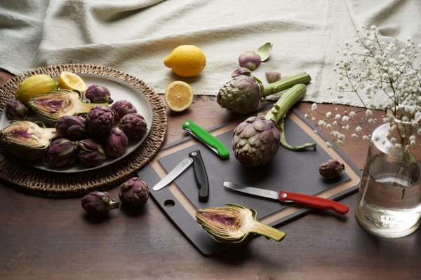 Victorinox Swiss Classic faltbares Gemüsemesser Wellenschliff (11 cm), Schwarz Bild 2