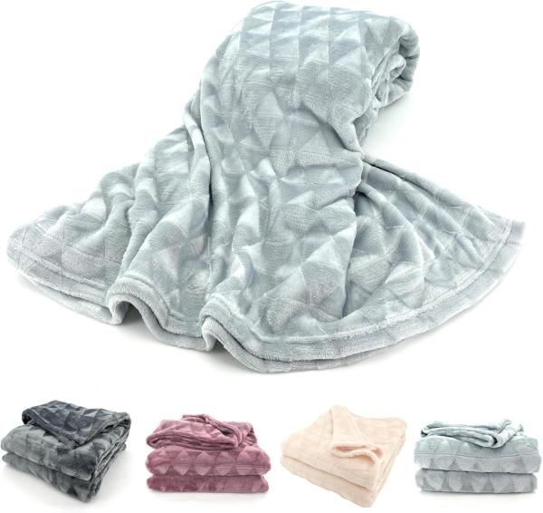 Wohndecke Soft Flanell Kuscheldecke Triangel Raute Sofadecke, heimtexland, super weich und flauschig, Allergiker geeignet, atmungsaktiv