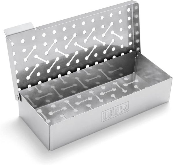 Weber Räucherbox (24 x 12 x 5 cm), aus langlebigen Edelstahl, mit Lüftungschlitzen, einfaches befüllen von Räucherchips, passend perfekt für Gas Grills, Smoken, Räuchern - Silber (7576)