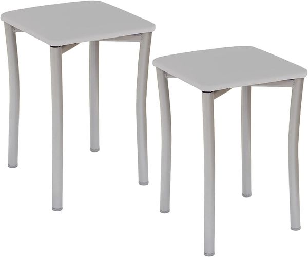ASTIMESA Zwei Küchenhocker mit runden Beinen und grauem Kunstlederbezug.