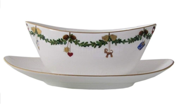 Royal Copenhagen Starfluted Christmas Sauciere