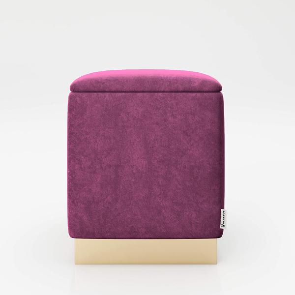 PLAYBOY - eckiger Pouf "BETTY" gepolsterter Sitzhocker mit Stauraum, Samtstoff in Lila, goldener Metallfuss, Retro-Design