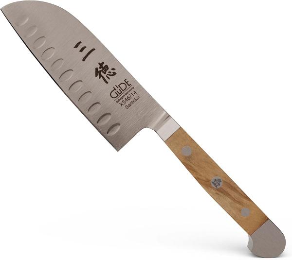 Santoku mit Kulle klein X546/14 von GÜDE, Serie Alpha Olive, 14 cm Klinge