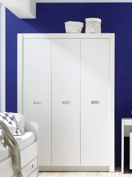 Bega 'Alaska' ino Kleiderschrank