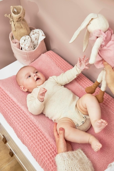 Meyco Baby Wickelauflagenbezug Waffel Teddy Old Pink (1-tlg), 50x70cm Bild 8