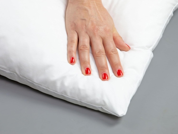 ZOLLNER Kopfkissen, Füllung: 100% Polyester Polysticks, Seitenschläfer, 40x80 cm, 50% Polyester, 50% Baumwolle, vom Hotelwäschespezialisten Bild 5