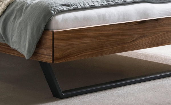 Hasena pronto - Wood Pietro Massivholzbett 160x200 Nussbaum, geölt 335-Pepe grey Bild 5