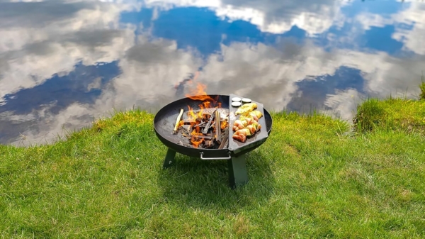 SOUK ONE Feuerplatte Plancha Platte aus Edelstahl 4mm, Grillplatte passend für Feuertonne 100 cm (Lieferung ohne Feuerschale) Bild 2