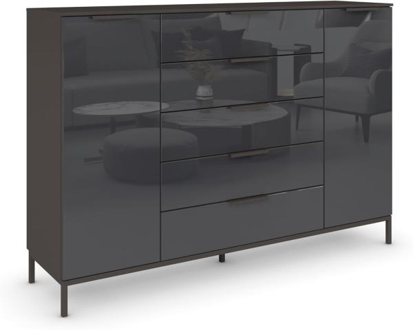 Rauch Möbel Flipp, Kommode mit Stauraum für Wohnzimmer, Schlafzimmer,4 Fachböden, mit Metallkufe graphit,Graphit/Glasfront Basalt,2-türig, Glastüren, 5 Schubkästen, Griffe graphit, 160x111x42cm