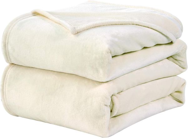 WAVVE Kuscheldecke Flauschig Decke Fleecedecke - Sofadecke 230x270 cm Wohndecke Couchdecke, Creme Decke Sofa Leicht, Groß Decke Riesig Sofaüberwurf Weich