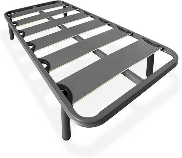 amuéblate online Verstärkter Lattenrost mit Breiten Lamellen, geräuschhemmend, Struktur 40x30 mm, mit Schraubfüßen, stark und robust, 105x200 cm