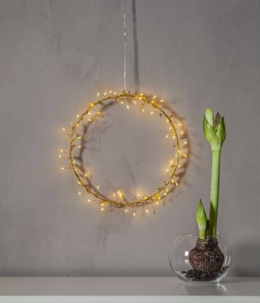 LED Lichtkranz "Winny", Batterien + Timer, gold, warmweiß, Ø 28cm