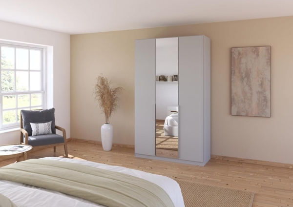 Rauch Möbel Alabama Drehtürenschrank Schrank Kleiderschrank Grau mit Spiegel, 3-türig, Inklusive Zubehörpaket Classic, 2 Kleiderstangen, 5 Einlegeböden, BxHxT 136 x 210 x 54 cm Bild 2