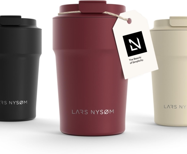 LARS NYSØM Thermobecher Bevægelse