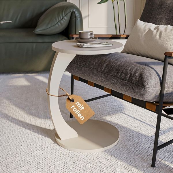 sugodesign Couchtisch mit Rollen, Kleiner Beistelltisch C Form, stylischer Sofatisch in schöner Sand-Beige-Optik, runder Tisch als Ablagefläche für Couch und Sofa