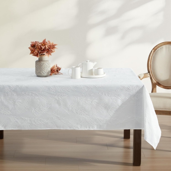 Laura Ashley Tischdecke, Bestickt, Jacquard-Stoff, knitterfrei, für Esszimmer, Urlaub, Party, Hochzeit oder Bankett, 152,4x213,4 cm, Cynthia White Bild 2