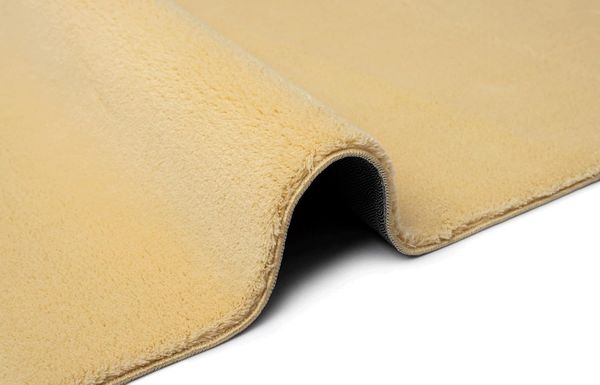 the carpet Relax kuscheliger Kurzflor Teppich, Anti-Rutsch Unterseite, Waschbar bis 30 Grad, Super Soft, Felloptik, Gold, 200x280 cm Bild 6