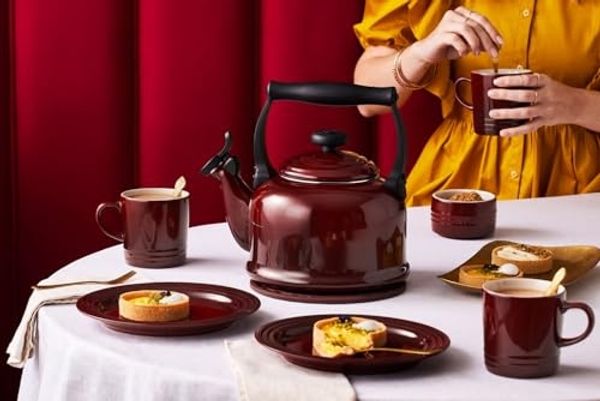 Le Creuset Wasserkessel Tradition Rhône - Rot