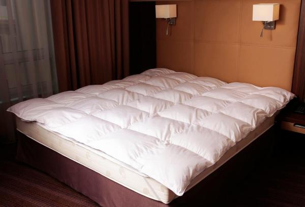 Mayaadi-Home HS97 Bettdecke Baumwolle 70% Daunen 30% Federn Weiß 240x260 cm 2700 Gramm Bild 8