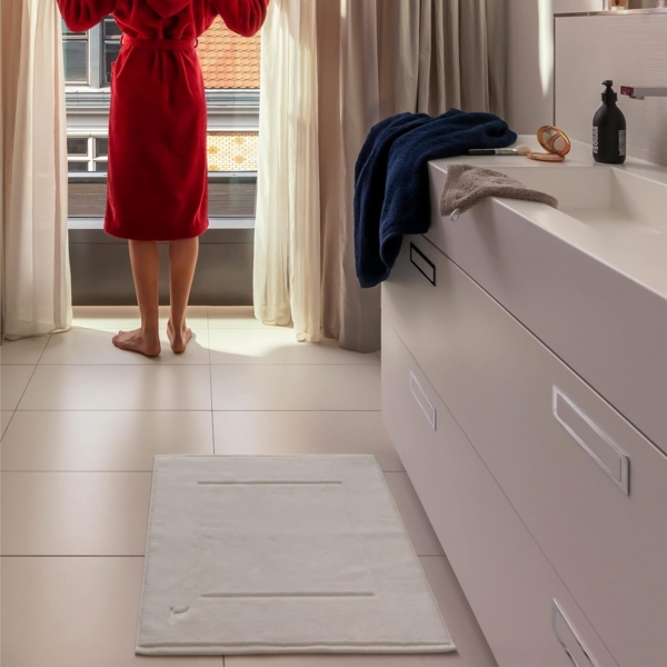 Möve Badematte Superwuschel, Höhe 8 mm, beidseitig nutzbar, fußbodenheizungsgeeignet, Baumwolle Bild 2