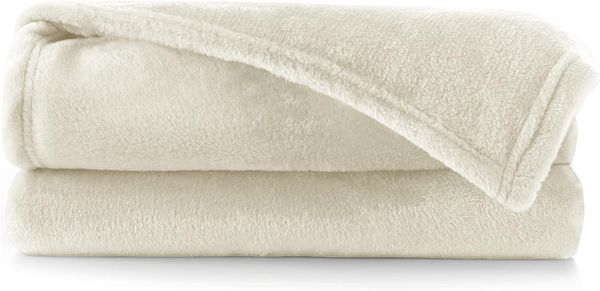 DecoKing Kuscheldecke 70x150 cm Creme Decke Microfaser Tagesdecke Fleece weich sanft kuschelig Ecru Ivory Elfenbein Cream Mic
