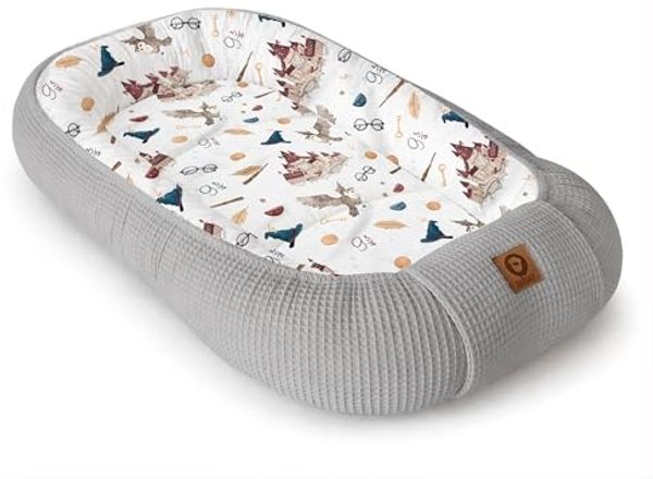 Babynestchen Neugeborene – Nestchen Baby aus Waffel Baumwolle & Baumwollstoff – Babynest für Babybett & Kinderbett – Baby Kokon Tragbar – OEKO-TEX – Zubehör für Babybett - Schule der Magie und Grau