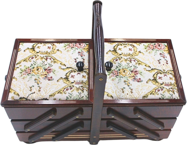 Dekohelden24 Nähkorb Hochwertiger Nähkasten, Nähkästchen aus Furnierholz mit 7 Fächern und (1 St), und Stoffbezug Rosenmotiv in Braun, L/B/H 42 x 20 x 21 cm. Bild 2