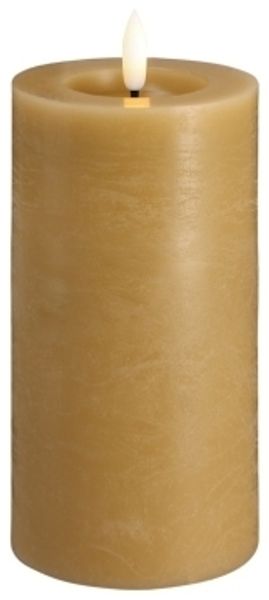 Moods & More LED-Rustik-Blockkerze in Honey Mustard mit Schmelzeffekt – Ø 7 4 cm x H 15 cm