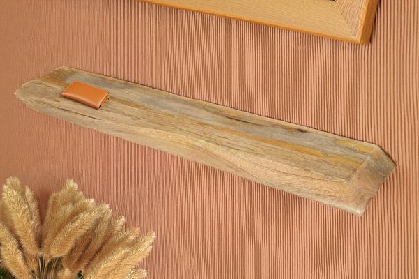SAM® Wandregal Nomi, massives Mangoholz, Baumkante, verschiedene Größen