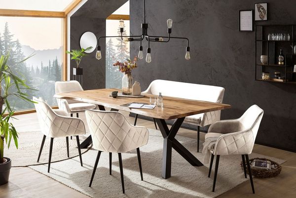 Essgruppe aus 1 x Esstisch Akazie 4 x Esszimmerstuhl und 1 x Bank