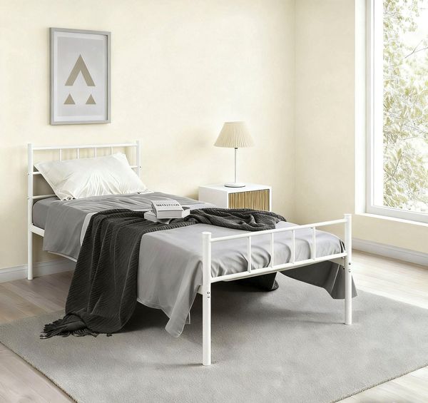 OTTO home Metallbett Amrum Bett Bettgestell Bettrahmen Einzelbett Doppelbett Stahlbett (2m Länge und in 4 Breiten wählbar - 90, 140, 160, 180 cm), Schlafzimmerbett inkl. 26 Lattenroste zum Schutz der Matratze