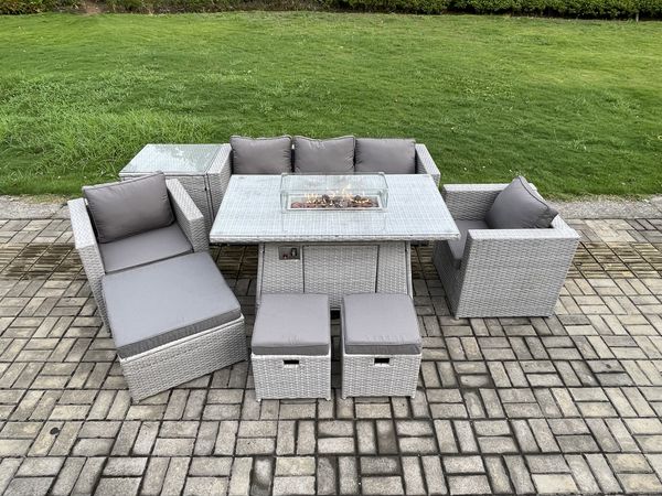 Fimous 8-Sitzer Polyrattan Gartenmöbel Set mit Sofa; Gas Feuertisch und 2 Sessel;Beistelltisch;3 Hocker Outdoor Terrassen Essgruppe Helles Grau