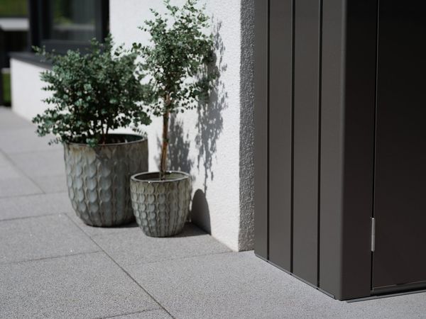 Biohort Terrassenschrank Romeo Gr. M HIGH lieferbar in 3 Farben dunkelgrau-metallic