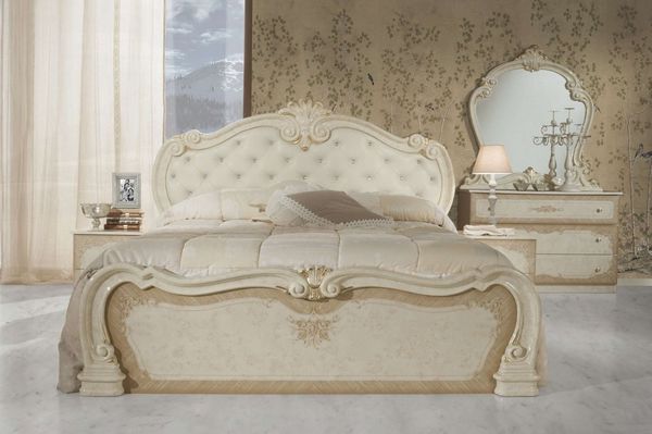 Interdesign24 Schlafzimmer-Set Serafina, (6-Teilig, inkl. Kopfteilpolsterung und Spiegeltüren, im klassischen Barock-Stil), in Hochglanz Beige/Gold