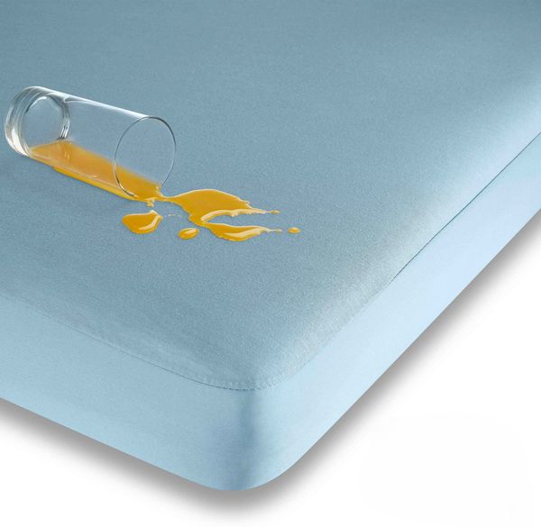 Traumhaft gut schlafen – Wasserundurchlässiges Spannbettlaken für Kinder und Erwachsene, Farbe: Hellblau, Größe: 70 cm x 140 cm