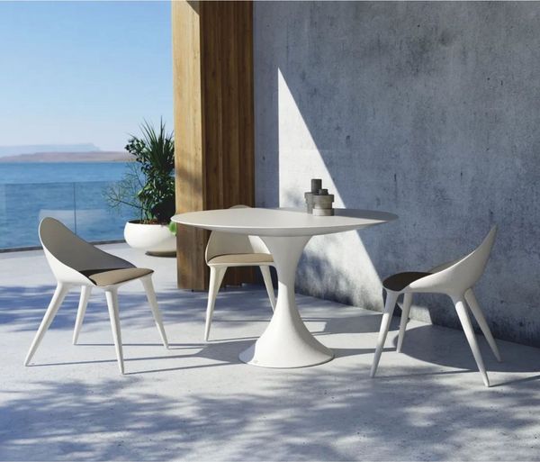 Casa Padrino Luxus Garten Esstisch Matt Weiß Ø 120 cm - Luxus Garten Möbel