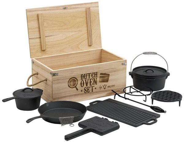 BBQ-Toro Grilltopf 10-teiliges Dutch Oven Set in Holzkiste mit Waffeleisen, Stieltopf, Gusseisen (Set, Dutch Oven Set in Holzkiste)