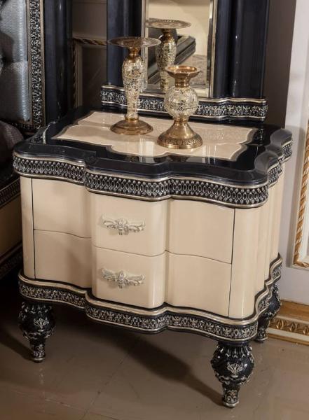 Casa Padrino Luxus Barock Nachtkommode Beige / Schwarz / Gold - Prunkvoller Barockstil Nachttisch mit 2 Schubladen - Luxus Schlafzimmer Möbel im Barockstil - Barock Möbel - Barock Interior