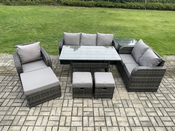 Fimous 8 Teil Rattan Gartenmöbel-Set mit Terrassen Sofa Rechteckiger Esstisch Beistelltisch 3 Kleine Hockern Terrassen Set