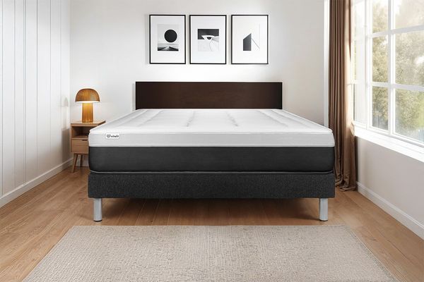 Matratzenset VITAL FORM 135 x 190 cm Bettrahmen Kit schwarz