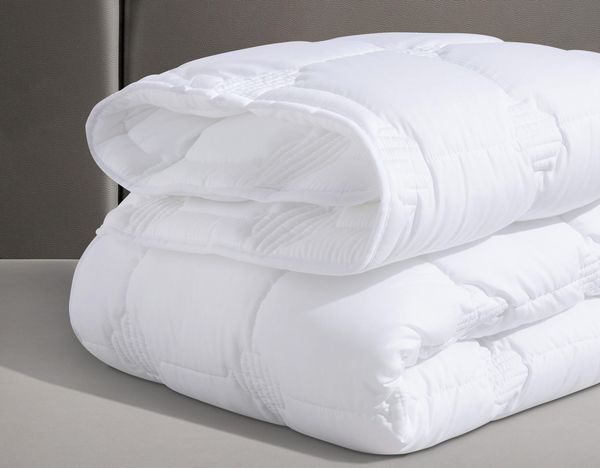BeCo Soft 4 All Bettdecke für jedes Schlafzimmer Größe BW 155 x 220 cm Art BW 4-Jahreszeiten