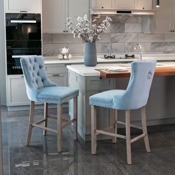 Barhocker-Set aus 2 Stk. in Hellblau, 49,5 x 60 x 103,5 cm – Samt, hohe Lehne, Massivholzgestell
