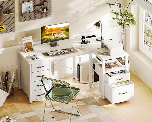 ODK Schreibtisch mit 6 Schubladen & integrierter Steckdose + 2 USB, L-Form 140x80 cm (1-St), umkehrbarer Eckschreibtisch, Computertisch & Gaming-Tisch