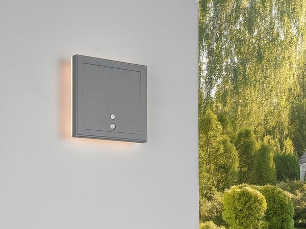 Akku Außenwandleuchte FORTALEZA mit Bewegungsmelder USB aufladbar H: 14cm