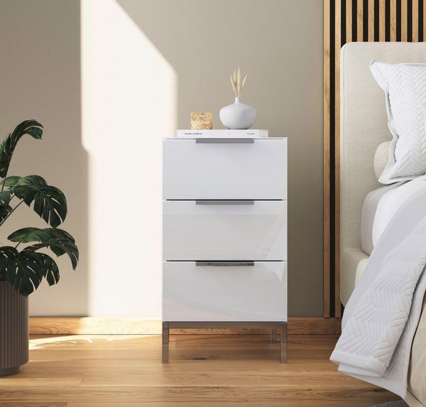 rauch Nachtkommode Flipp, mit 3 Schubladen und Soft-Close-Funktion, Oberboden und Front Glas